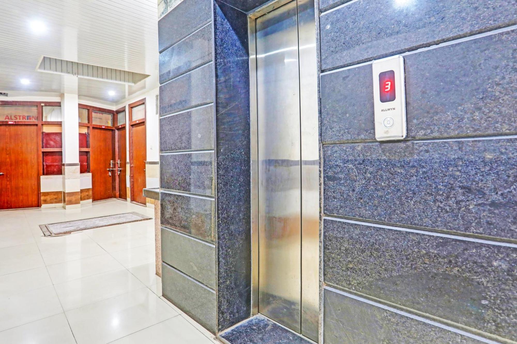 Hotel O Agarwal Кота Екстериор снимка